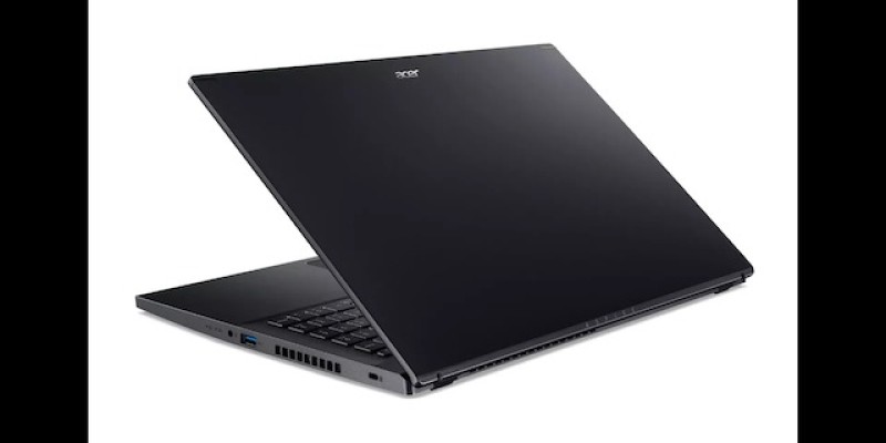Acer Aspire 7 A715 2022 12th Gen I5 / 16GB RAM / 512GB SSD / GeForce GTX 1650 4G-GDDR6 / 15.6" 144Hz FHD Display / Backlight Keyboard